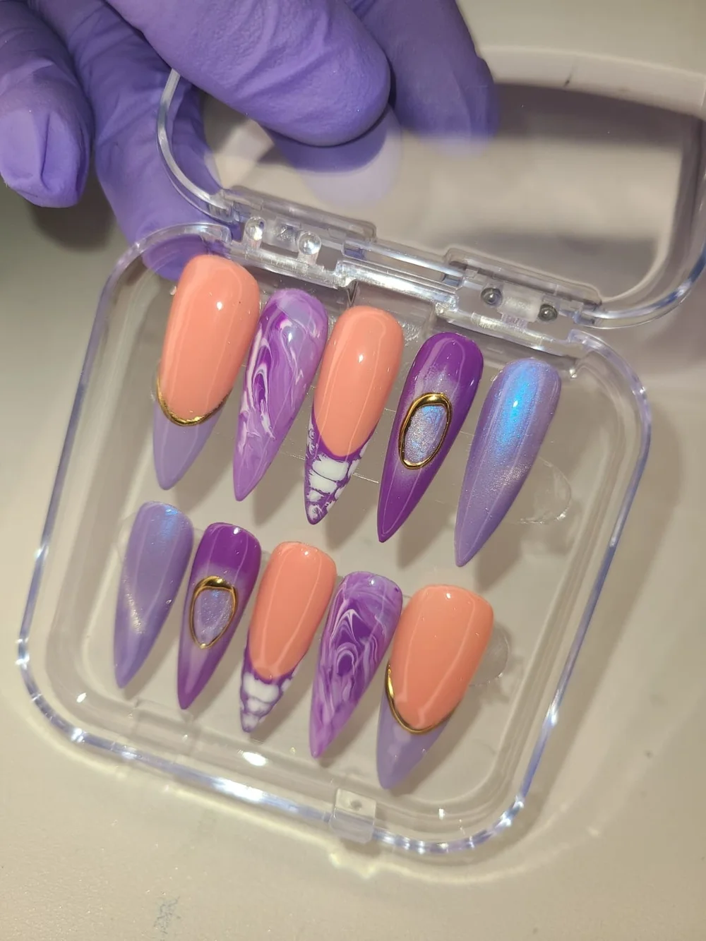 Size (M) Pearlescent Purple & Peach Stiletto Press-On Nail Set